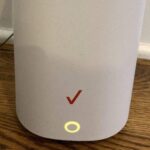 verizon router yellow light